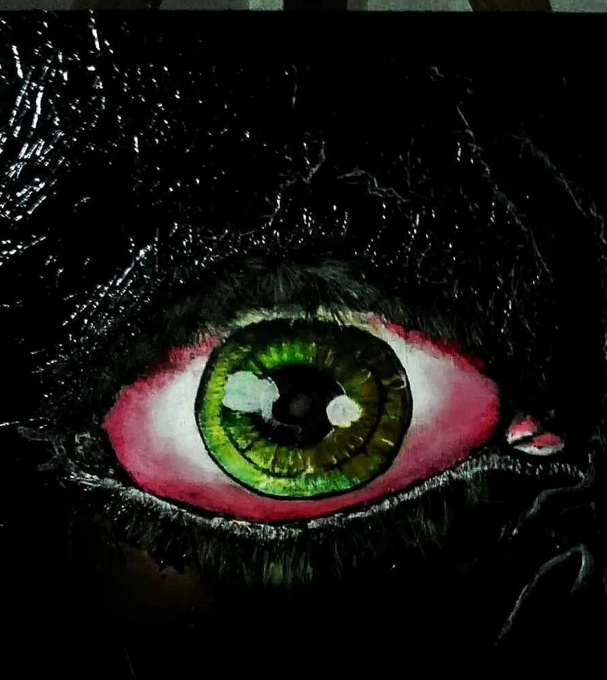 Pintura de un ojo en colores intensos